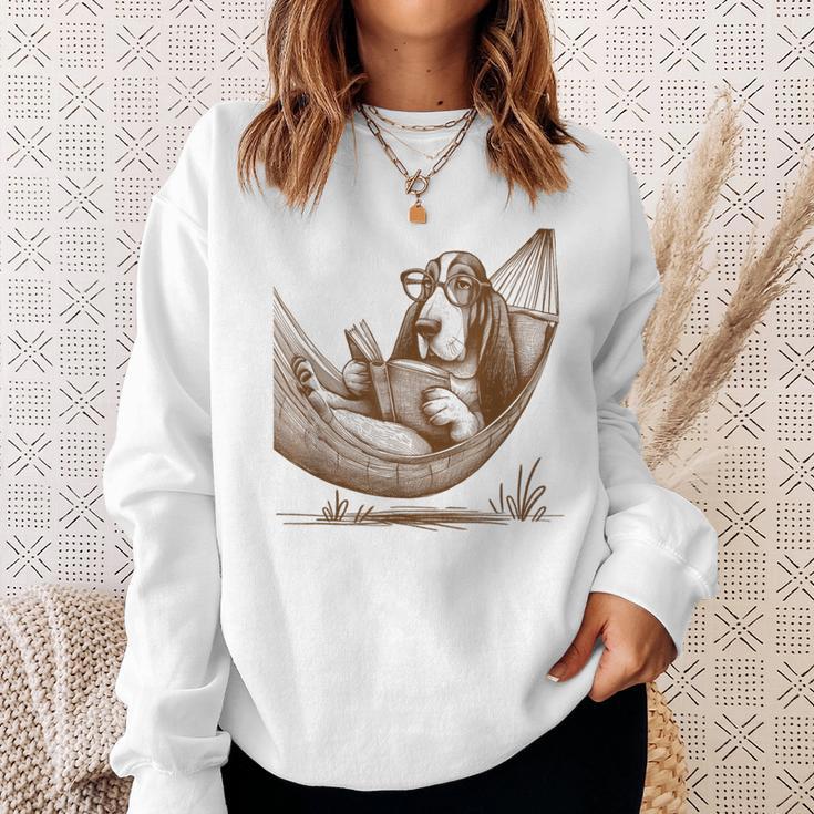 Basset Hound Dog Mom Basset Hound Dog Reading Book Sweatshirt Gifts for Her