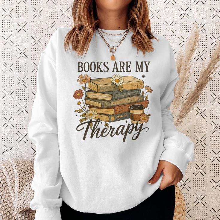 Books Are My Therapy Vintage Book Lover Daisy Art Sweatshirt Gifts for Her Books Are My Therapy Vintage Book Lover Daisy Art Sweatshirt Gifts for Her
