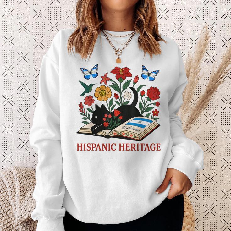 El Salvador Hispanic Heritage Month Book Cute Floral Cat Art Sweatshirt Gifts for Her El Salvador Hispanic Heritage Month Book Cute Floral Cat Art Sweatshirt Gifts for Her