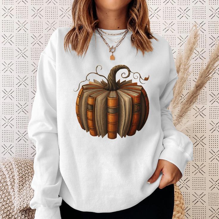 Fall Book Pumpkin Halloween Retro Fall Librarians Bookworm Sweatshirt Gifts for Her