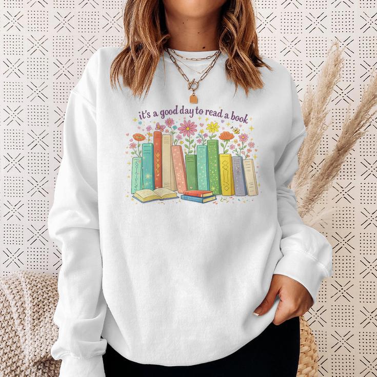 It's a Good Day To Read Book Outfit Sweatshirt Gifts for Her