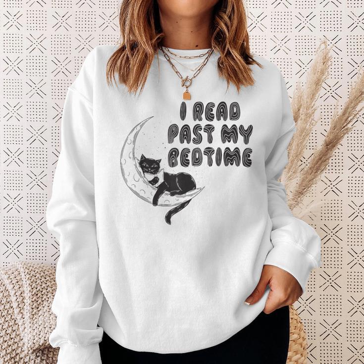 I Read Past My Bedtime Reading Cat Book Lover Sweatshirt Gifts for Her I Read Past My Bedtime Reading Cat Book Lover Sweatshirt Gifts for Her
