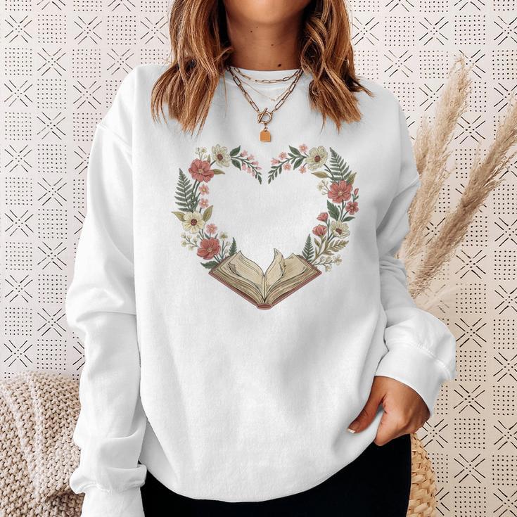 Vintage Book Lover Valentine Heart Premium Tri-Blend Sweatshirt Gifts for Her