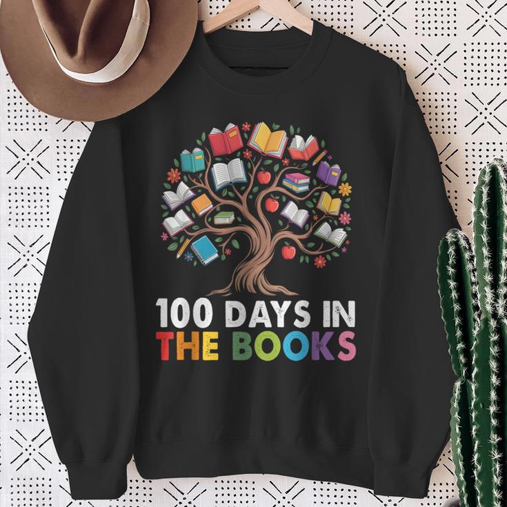 100 Days In The Books Reading Teachers Librarians School Sweatshirt Gifts for Old Women
