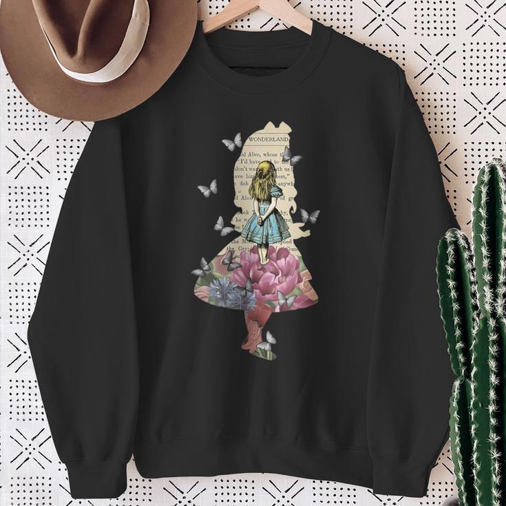 Alice In Wonderland Magical Garden Vintage Book Sweatshirt Gifts for Old Women