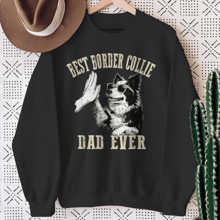 Best Dog Dad Ever ヴィンテージ 面白い かわいい ボーダーコリー 犬 スウェットシャツ 年配の女性への贈り物
