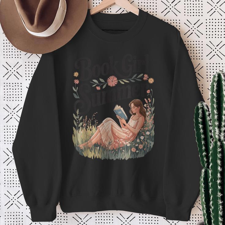Book Girl Summer Vacation Bookworm Beach Girly Sweatshirt Gifts for Old Women Book Girl Summer Vacation Bookworm Beach Girly Sweatshirt Gifts for Old Women