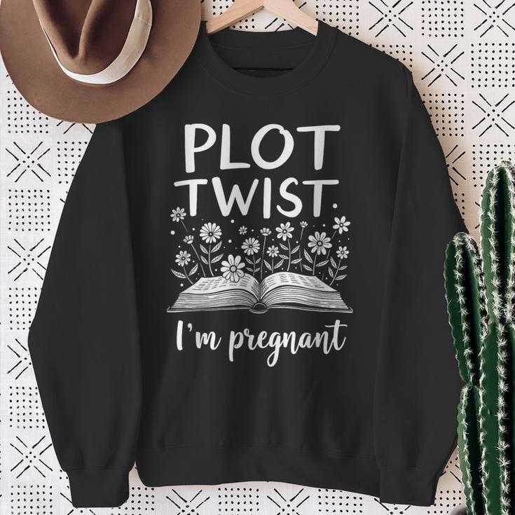 Book Reader Bookworm Plot Twist I'm Pregnant Sweatshirt Gifts for Old Women