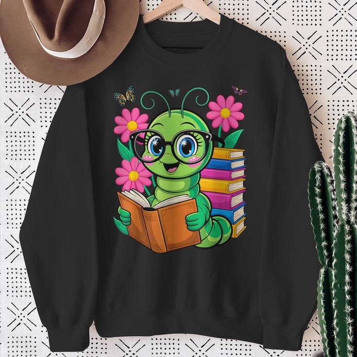 Bookworm Costume Kawaii Reading Worm For World Book Day Sweatshirt Gifts for Old Women