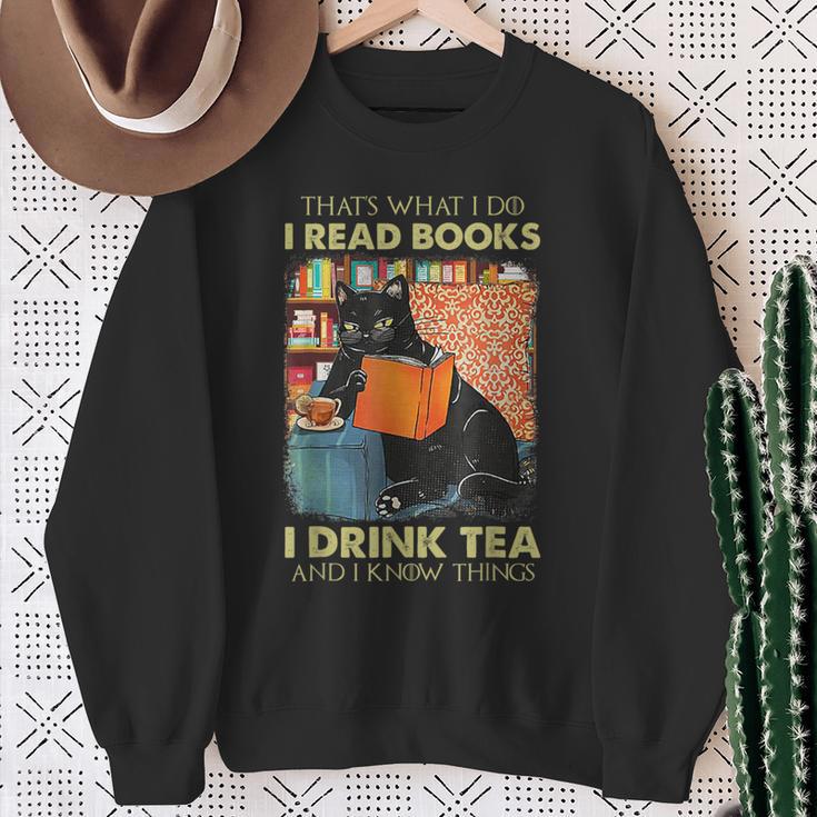 Bunny That's What I Do I Read Books And I Know Things Sweatshirt Gifts for Old Women