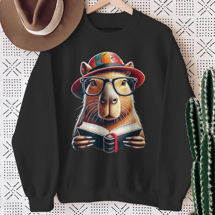 Capybara Bookworm Rodent Reading a Book Sweatshirt Gifts for Old Women