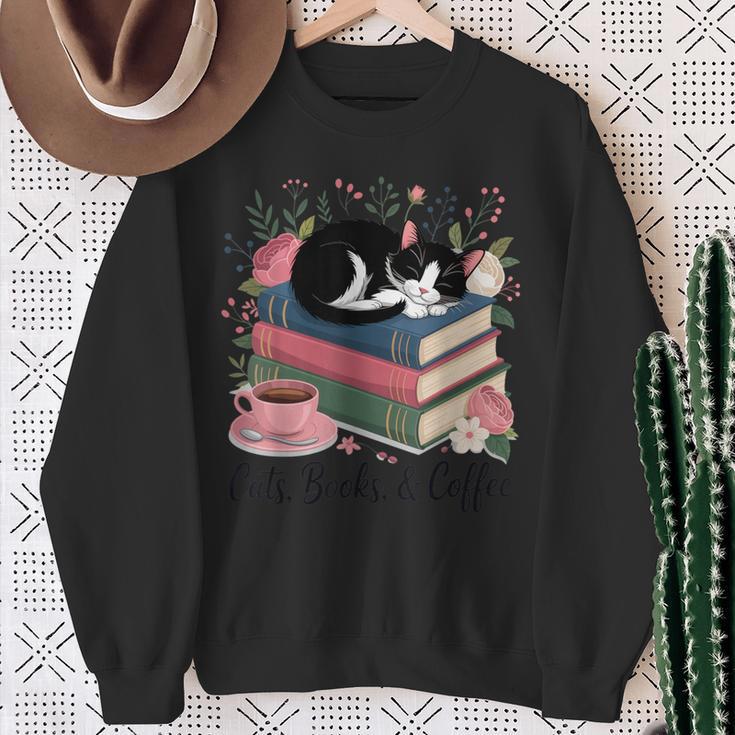 Cats Books & Coffee For Cat Lovers In Relaxed Weekend Sweatshirt Gifts for Old Women