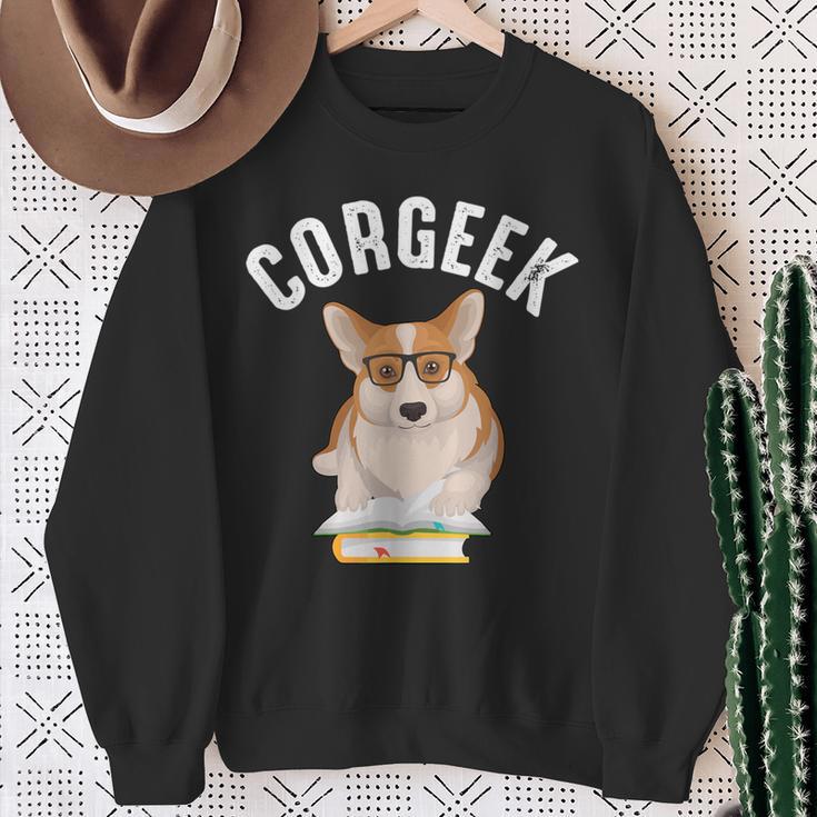 Corgee Lovers Corgeek Book Lovers Sweatshirt Gifts for Old Women