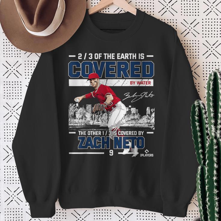 Covered Zach Neto Los Angeles Mlbpa スウェットシャツ 年配の女性への贈り物