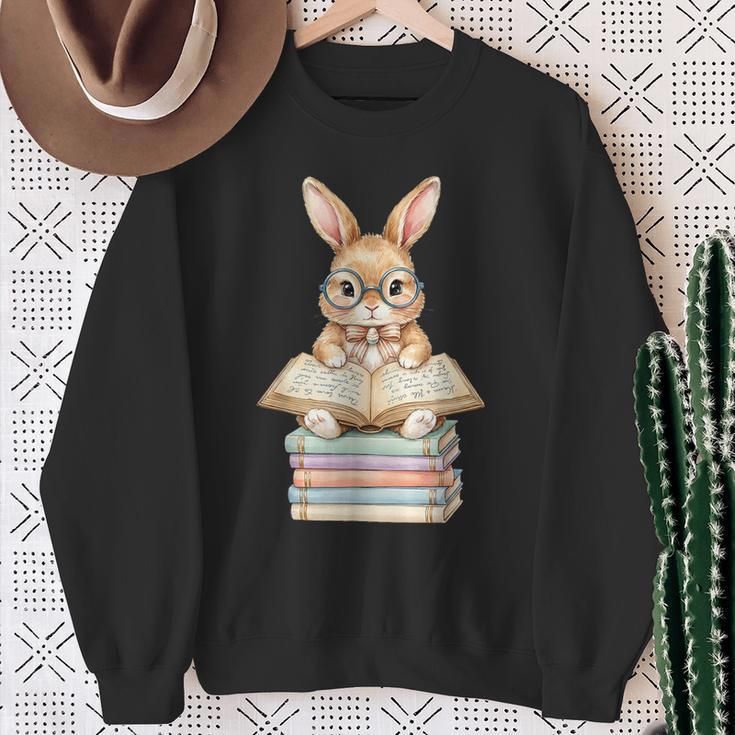 Cute Reading Bunny Easter Books Reader Teacher Girls Women Sweatshirt Gifts for Old Women