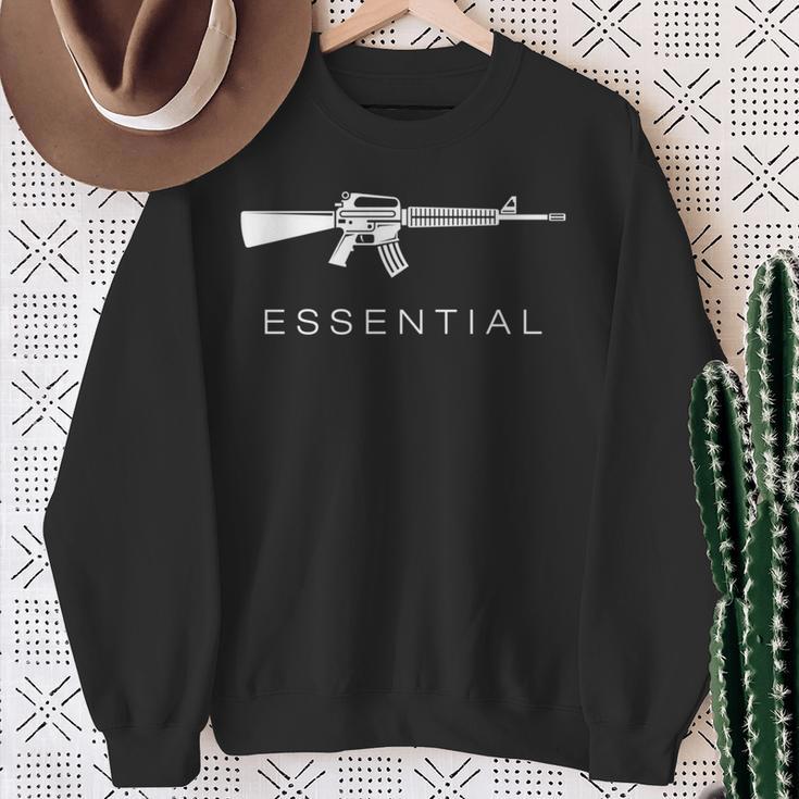 Essential Weapons ガンシャツ Ar-15 アサルトライフル銃 長袖tシャツ スウェットシャツ 年配の女性への贈り物