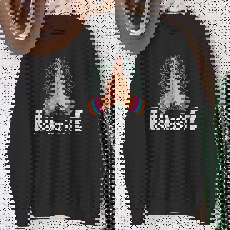 Fold Your Hands 瞑想 ナマステ スウェットシャツ 年配の女性への贈り物