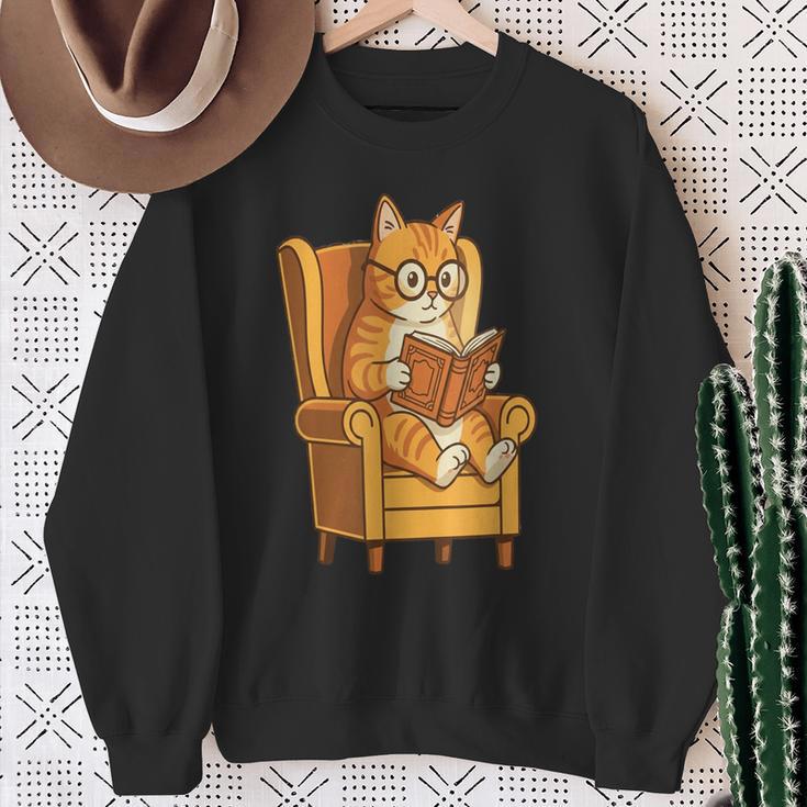 Ginger Tabby Cat Reading Book Glasses Retro Illustration Sweatshirt Gifts for Old Women Ginger Tabby Cat Reading Book Glasses Retro Illustration Sweatshirt Gifts for Old Women