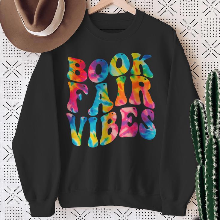 Groovy 70s Book Fair Vibe Tie Dye Reading School Librarian Sweatshirt Gifts for Old Women