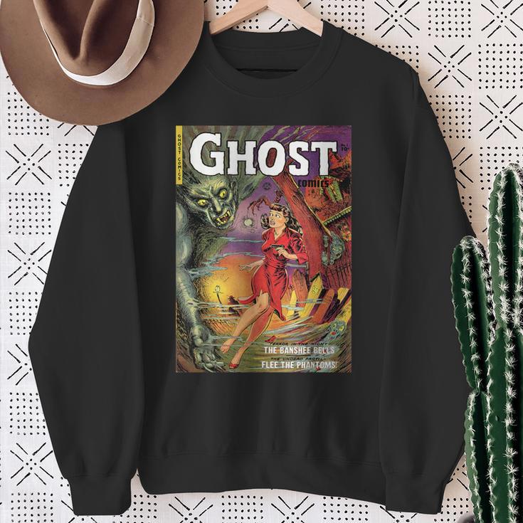 Halloween Horror Vintage Ghost Comic Book Retro Cartoon Sweatshirt Gifts for Old Women