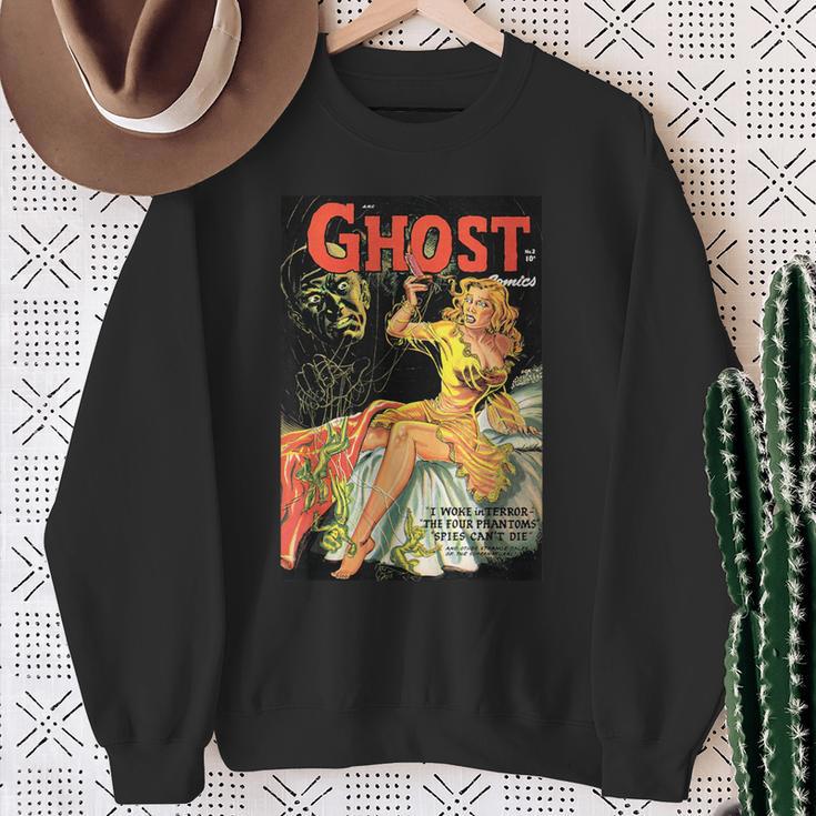 Halloween Horror Vintage Ghost Comic Book Retro Scary Sweatshirt Gifts for Old Women Halloween Horror Vintage Ghost Comic Book Retro Scary Sweatshirt Gifts for Old Women