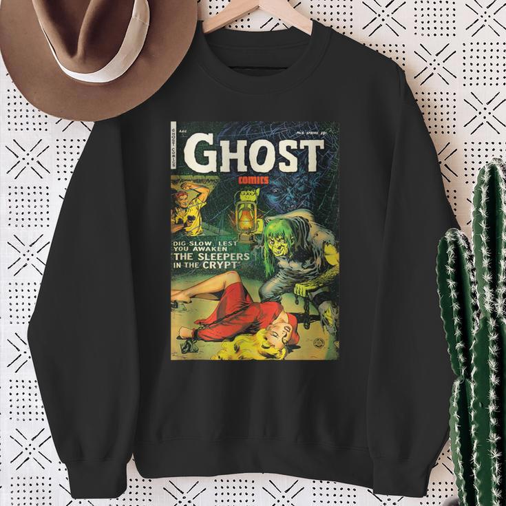 Halloween Horror Vintage Monster Comic Book Retro Scary Sweatshirt Gifts for Old Women Halloween Horror Vintage Monster Comic Book Retro Scary Sweatshirt Gifts for Old Women