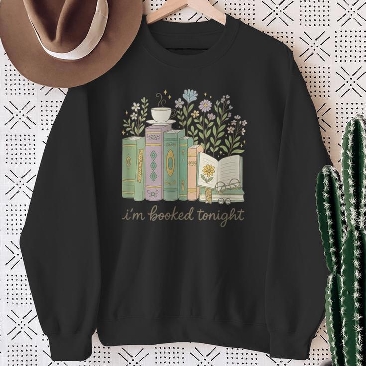 I'm Booked Tonight Cozy Floral Book Lover Graphic Sweatshirt Gifts for Old Women