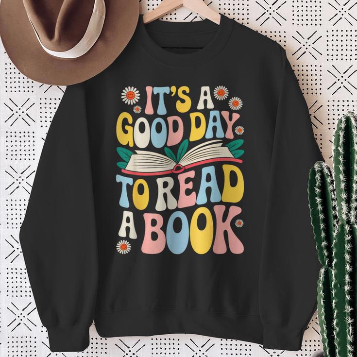 It’s a Good Day To Read a Book Floral Women Girls Book Day Sweatshirt Gifts for Old Women