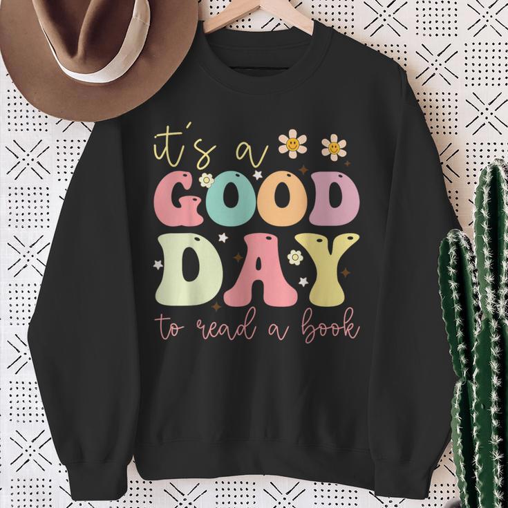 It’s A Good Day To Read A Book Lovers Library Reading Women Sweatshirt Gifts for Old Women
