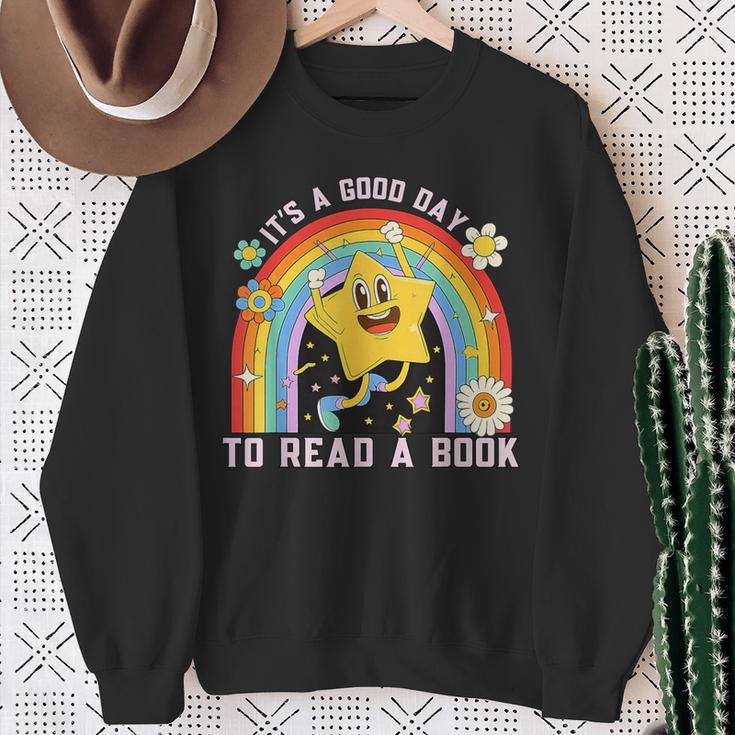 It’s a Good Day To Read a Book Shirt Book Lover Reading Tee Sweatshirt Gifts for Old Women It’s a Good Day To Read a Book Shirt Book Lover Reading Tee Sweatshirt Gifts for Old Women