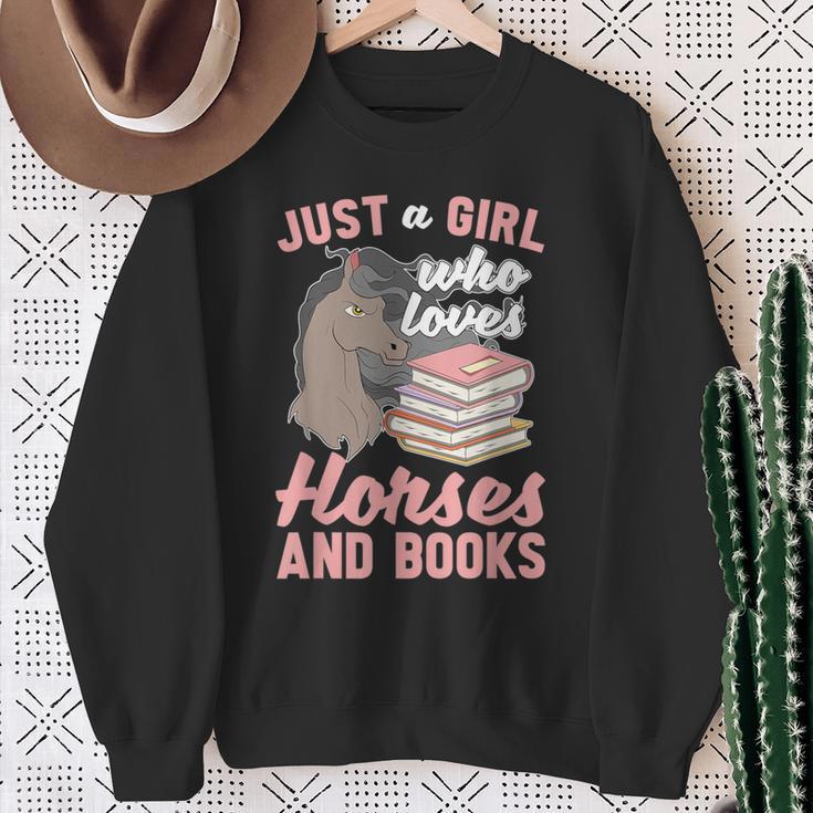 Just A Girl Who Loves Horses And Books Reading Animal Horse Sweatshirt Gifts for Old Women