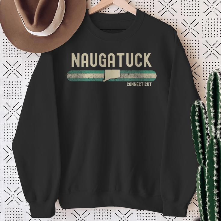 Naugatuck Ct スウェットシャツ 年配の女性への贈り物