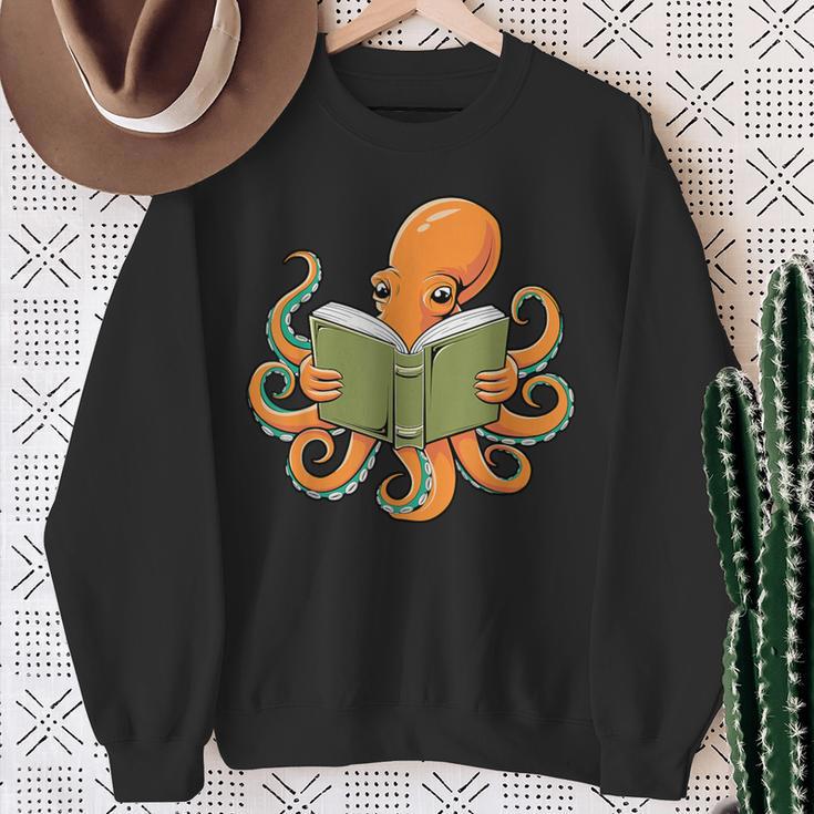 Octopus Reading Book Bookworm Librarian Women Men Kids Sweatshirt Gifts for Old Women