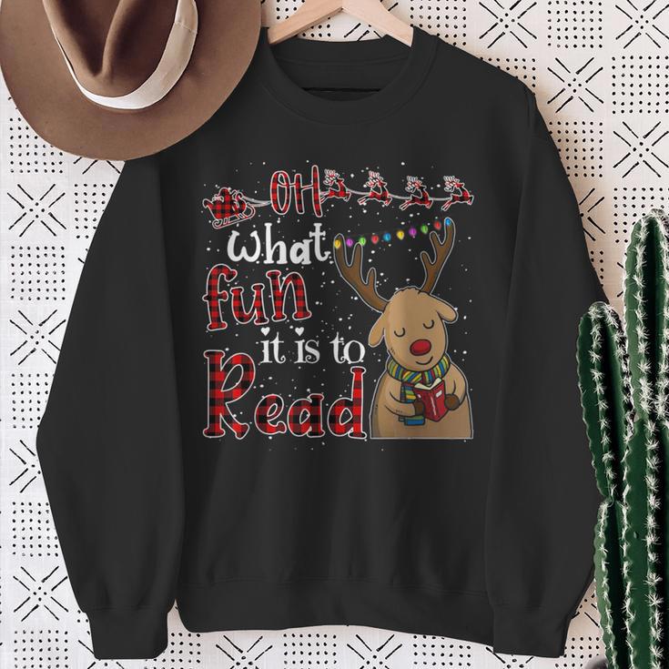 Oh What Fun It Is To Read Christmas Cute Reindeer Read Books Sweatshirt Gifts for Old Women