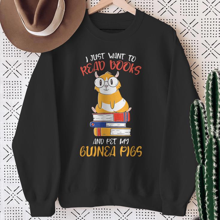 Read Books Pet Guinea Pigs Rodent Owner Lover Pet Sweatshirt Gifts for Old Women