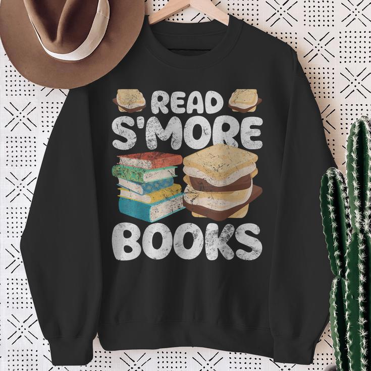 Read S'More Books Camping Reading Bookworm Book Lover Grunge Sweatshirt Gifts for Old Women
