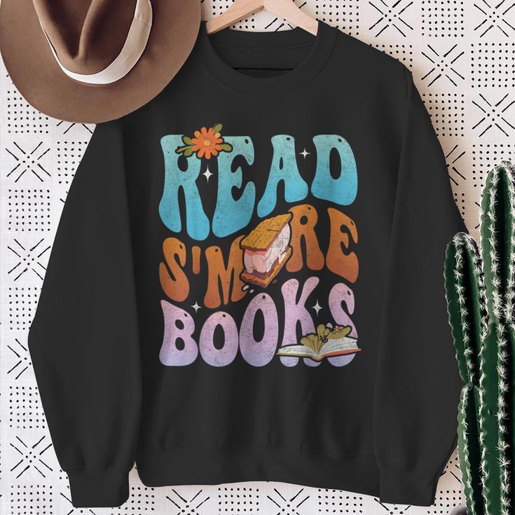 Read S'More Books Cute Campfire For Book Love Sweatshirt Gifts for Old Women