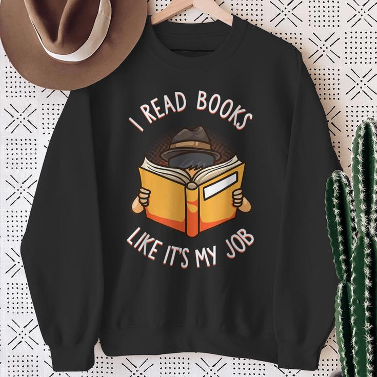 Reading Book Lover Librarian Bibliophile Teacher Sweatshirt Gifts for Old Women