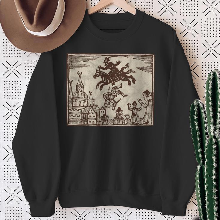 Satanic Occult Midnight Ride ゴスホラー 美的 木版画 長袖tシャツ スウェットシャツ 年配の女性への贈り物