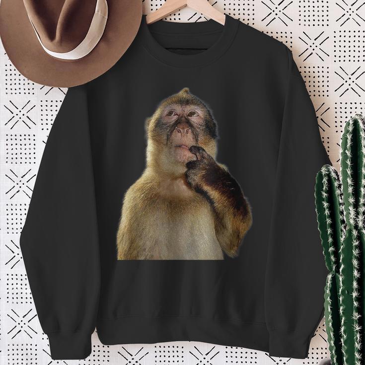 Thinking Monkey Meme スウェットシャツ 年配の女性への贈り物