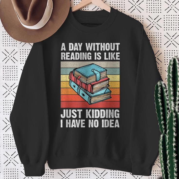 Vintage Book Reading Teacher Read Books Nerd Reader Sweatshirt Gifts for Old Women