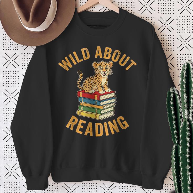 Wild About Reading Cute Leopard Teacher Kids Book Lover Sweatshirt Gifts for Old Women