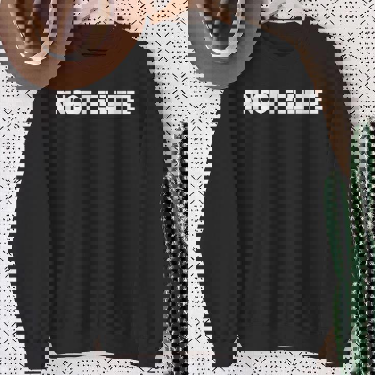 エリートではありません 長袖tシャツ スウェットシャツ 年配の女性への贈り物