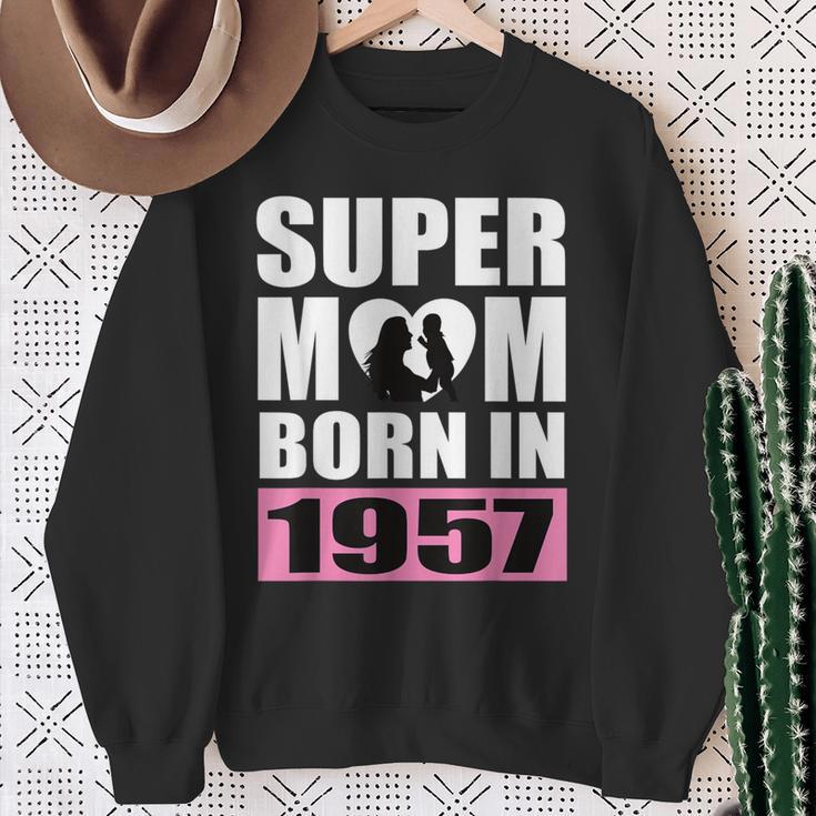 スーパー・ママ 1957年生まれ ママ 誕生日 1957年 誕生日 1957年 スウェットシャツ 年配の女性への贈り物