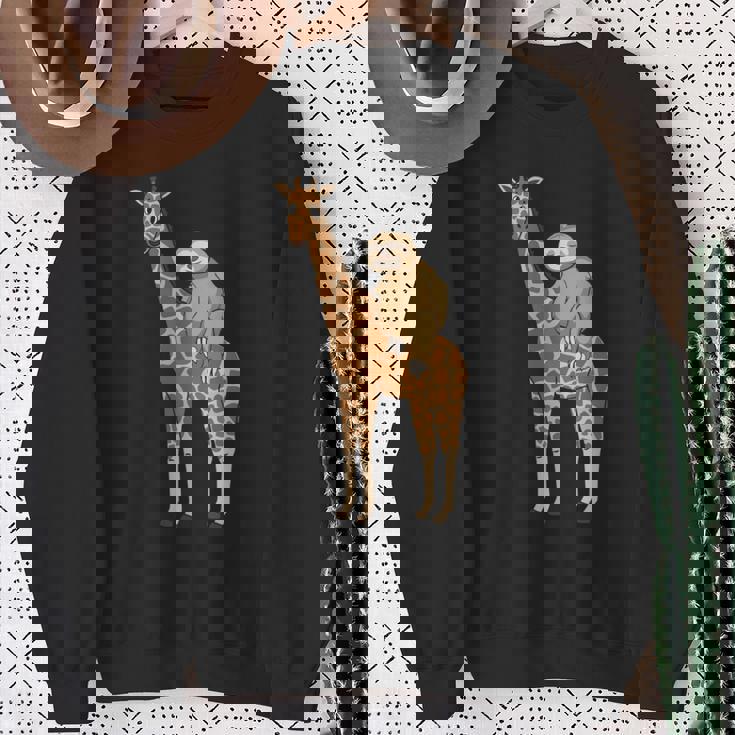 ナマケモノ キリン 面白い 怠惰なナマケモノ 動物 乗る キリン 長袖tシャツ スウェットシャツ 年配の女性への贈り物