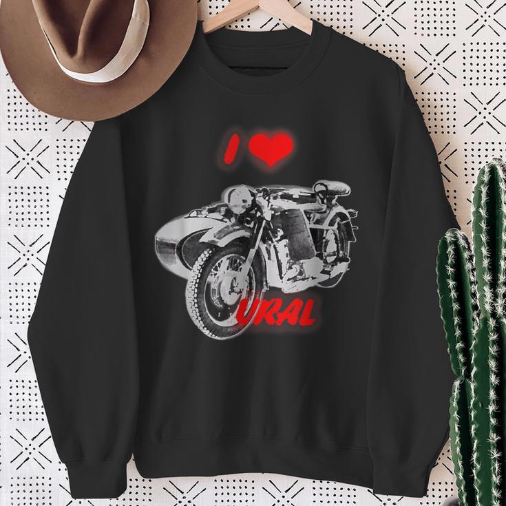ロシアのレトロなオートバイ愛好家のためのi Love Ural スウェットシャツ 年配の女性への贈り物
