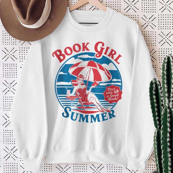 Book Girl Summer Women Retro Bookish Vacation Reader Sweatshirt Gifts for Old Women Book Girl Summer Women Retro Bookish Vacation Reader Sweatshirt Gifts for Old Women