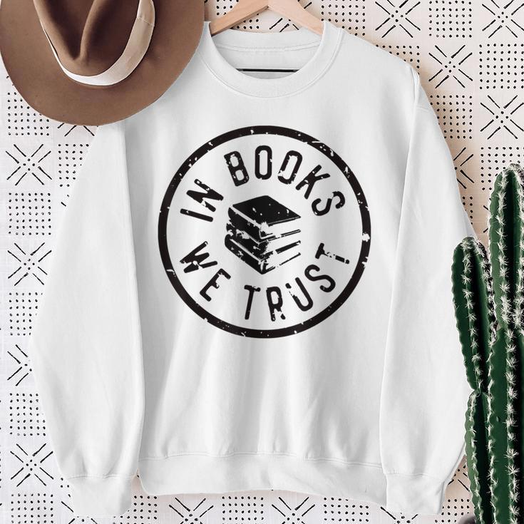 Book Lover Library School Librarian Collector Reading Retro Sweatshirt Gifts for Old Women