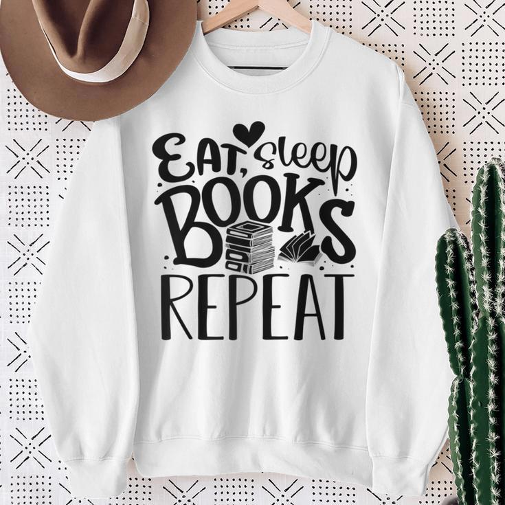 Book Reading Graphic Women Men Book Lovers Librarian Raglan Baseball Tee Sweatshirt Gifts for Old Women