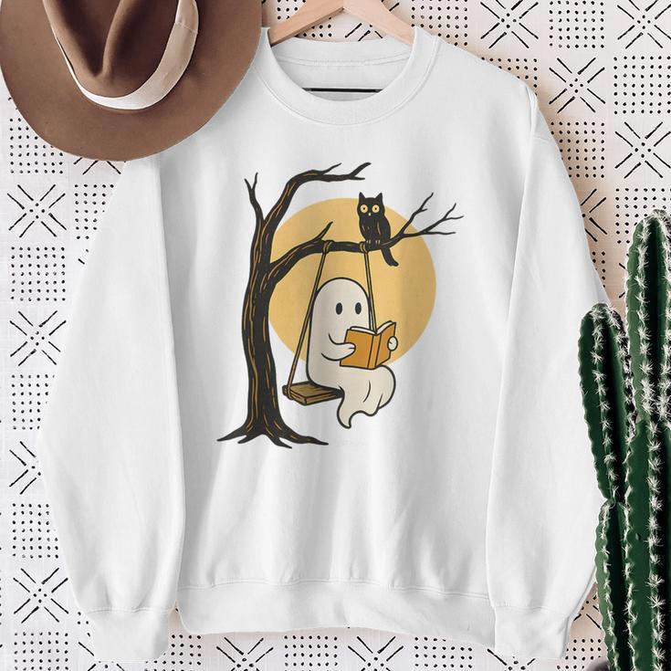 Cute Ghost Reading Halloween Book Lovers Librarians Teachers Sweatshirt Gifts for Old Women Cute Ghost Reading Halloween Book Lovers Librarians Teachers Sweatshirt Gifts for Old Women